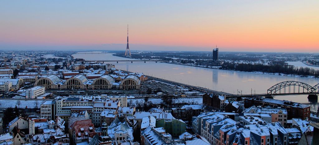 pārdot nekustamo īpašumu Latvijā